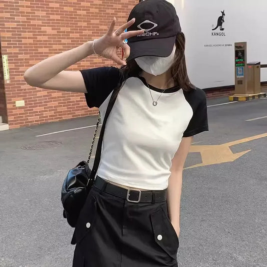 Women’s White Color Blocking Cropped T-Shirt